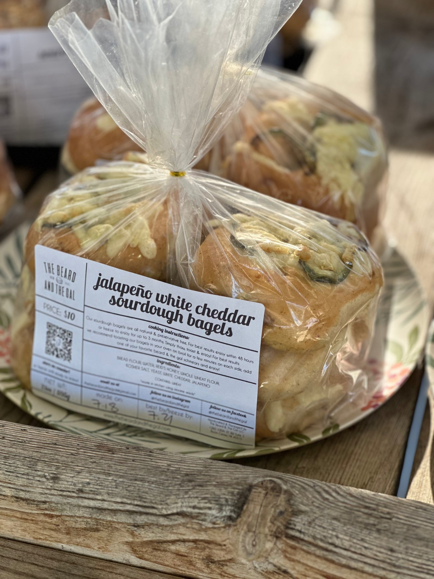 Jalapeño White Cheddar Sourdough Bagels